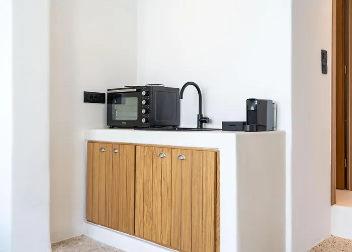 Town Pin By Monocle 公寓