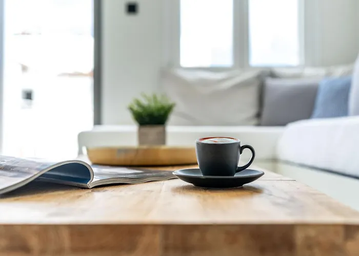 Town Pin By Monocle Appartement *