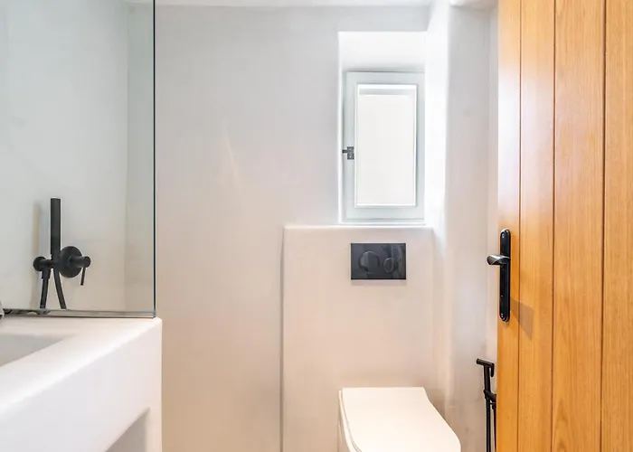 Town Pin By Monocle Appartement