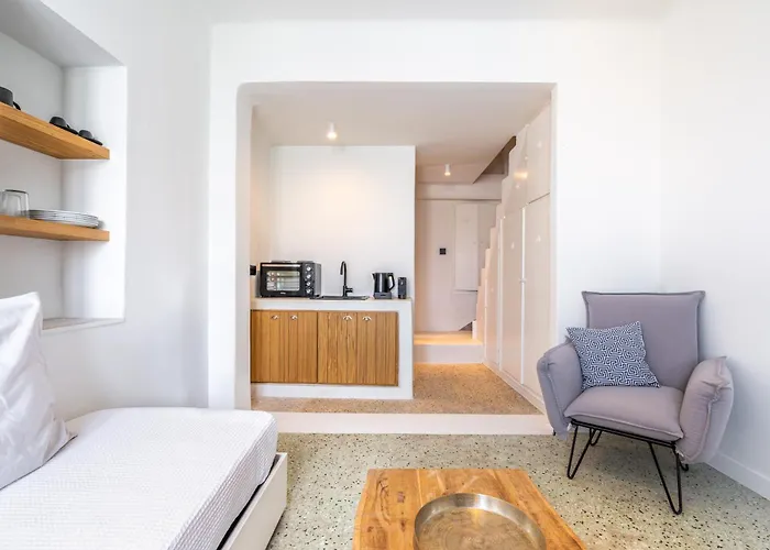 Town Pin By Monocle Appartement